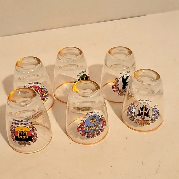 UNBRANDED Kitchen Vtg Set Of 6 Gold Rim German Shot Glasses From